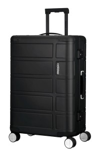 American Tourister ALUMO Walizka średnia czarna